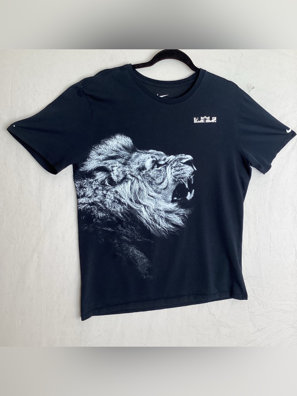 Nike x LeBron James lion king t shirt